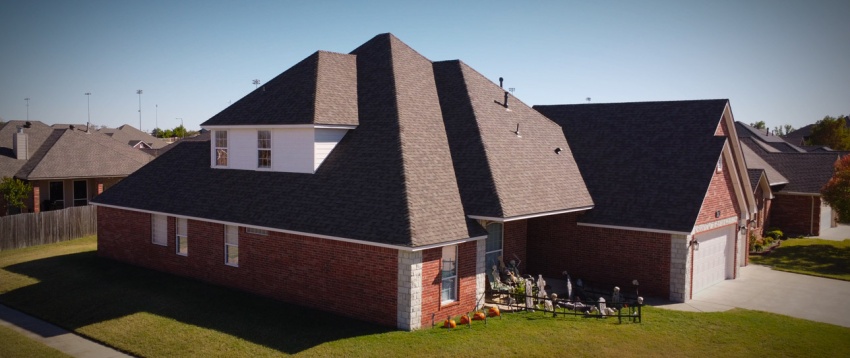 Asphalt Shingle Home In East Norman 04